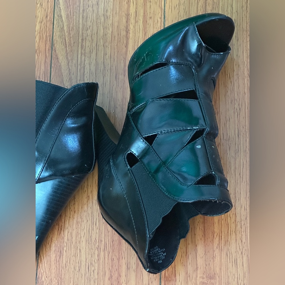N. By Nicole Miller, open toe ankle boots slip on women boots size 6